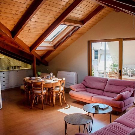 Country Style Attic In The Heart Of Preveza Apartment Exterior foto