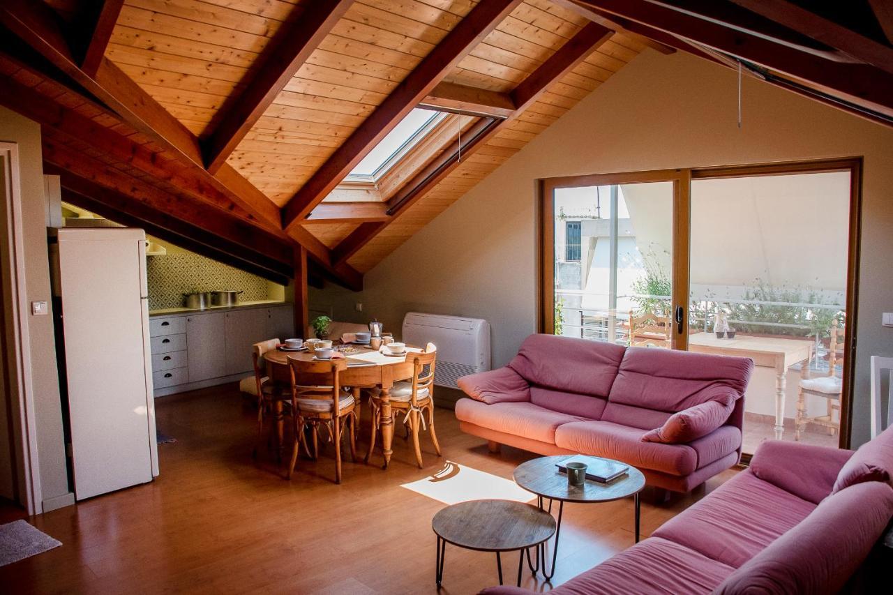 Country Style Attic In The Heart Of Preveza Apartment Exterior foto