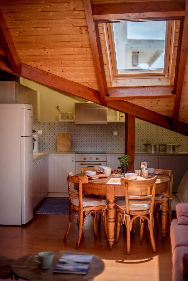 Country Style Attic In The Heart Of Preveza Apartment Exterior foto